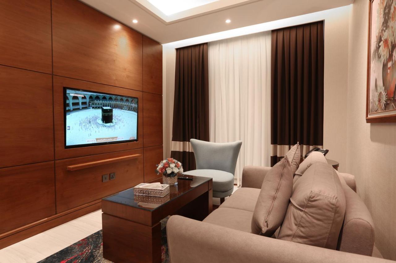 Weekend Hotel Sari Yidda Exterior foto