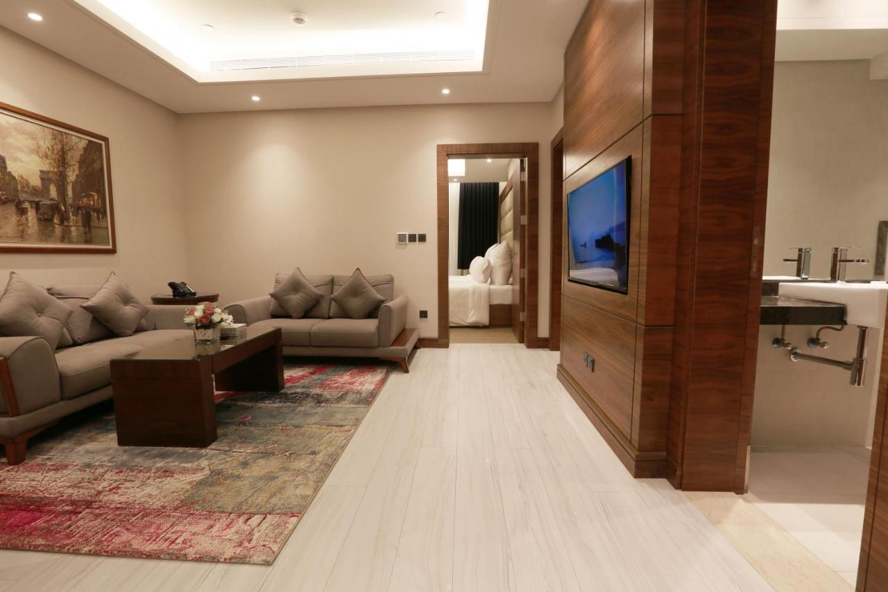 Weekend Hotel Sari Yidda Exterior foto