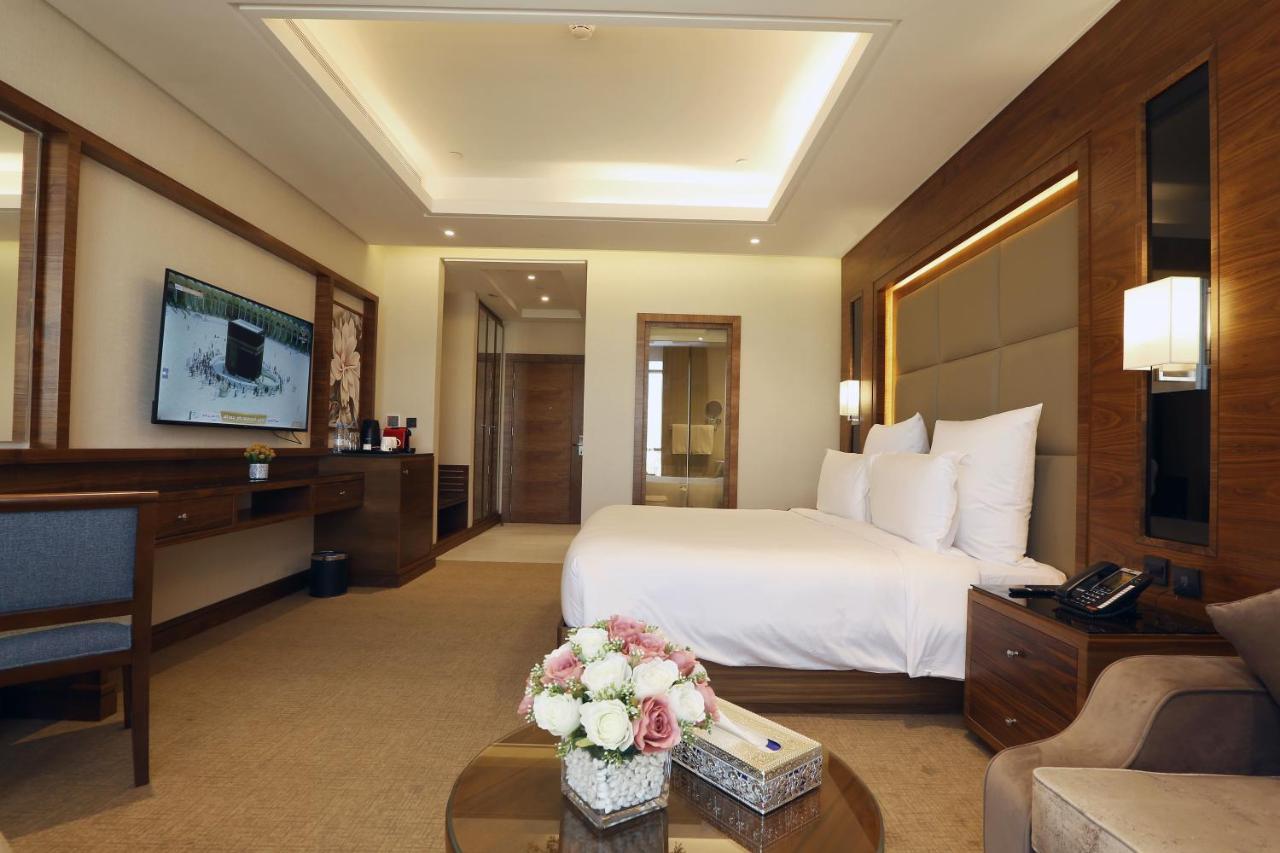 Weekend Hotel Sari Yidda Exterior foto