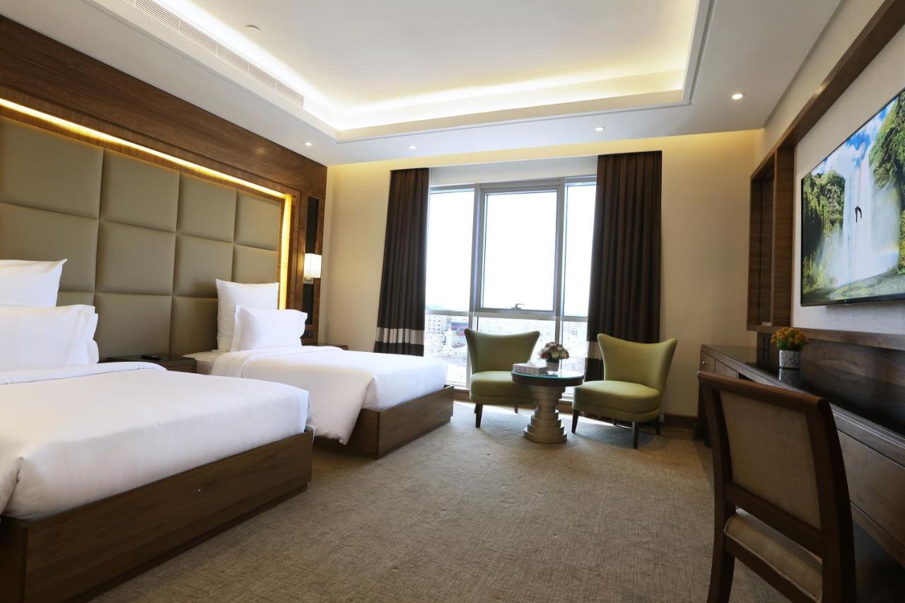 Weekend Hotel Sari Yidda Exterior foto